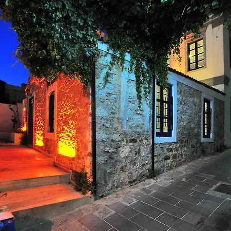 Pudra Suites 招待所