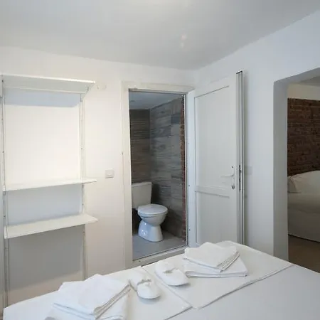 Pudra Suites 招待所 *