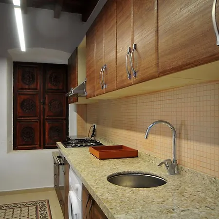 Pudra Suites *