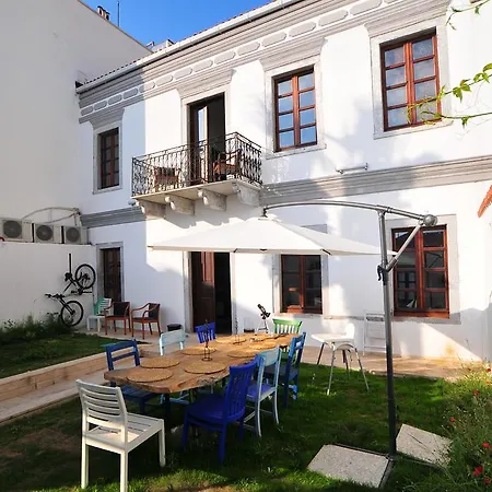 Pudra Suites