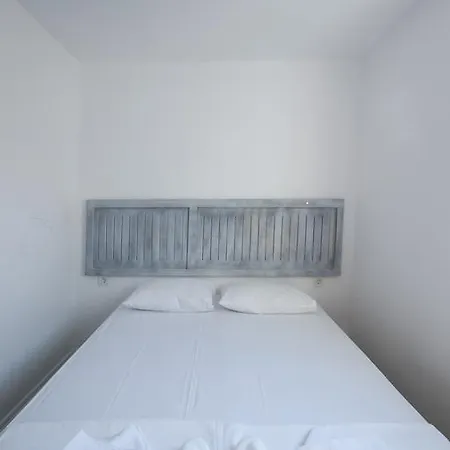 Pudra Suites 招待所